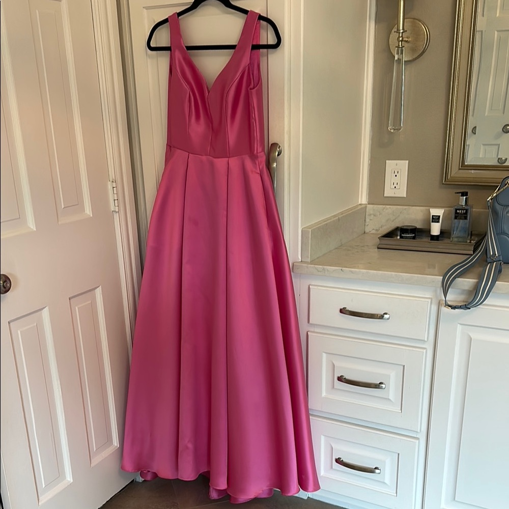 Elegant Pink Evening Gown